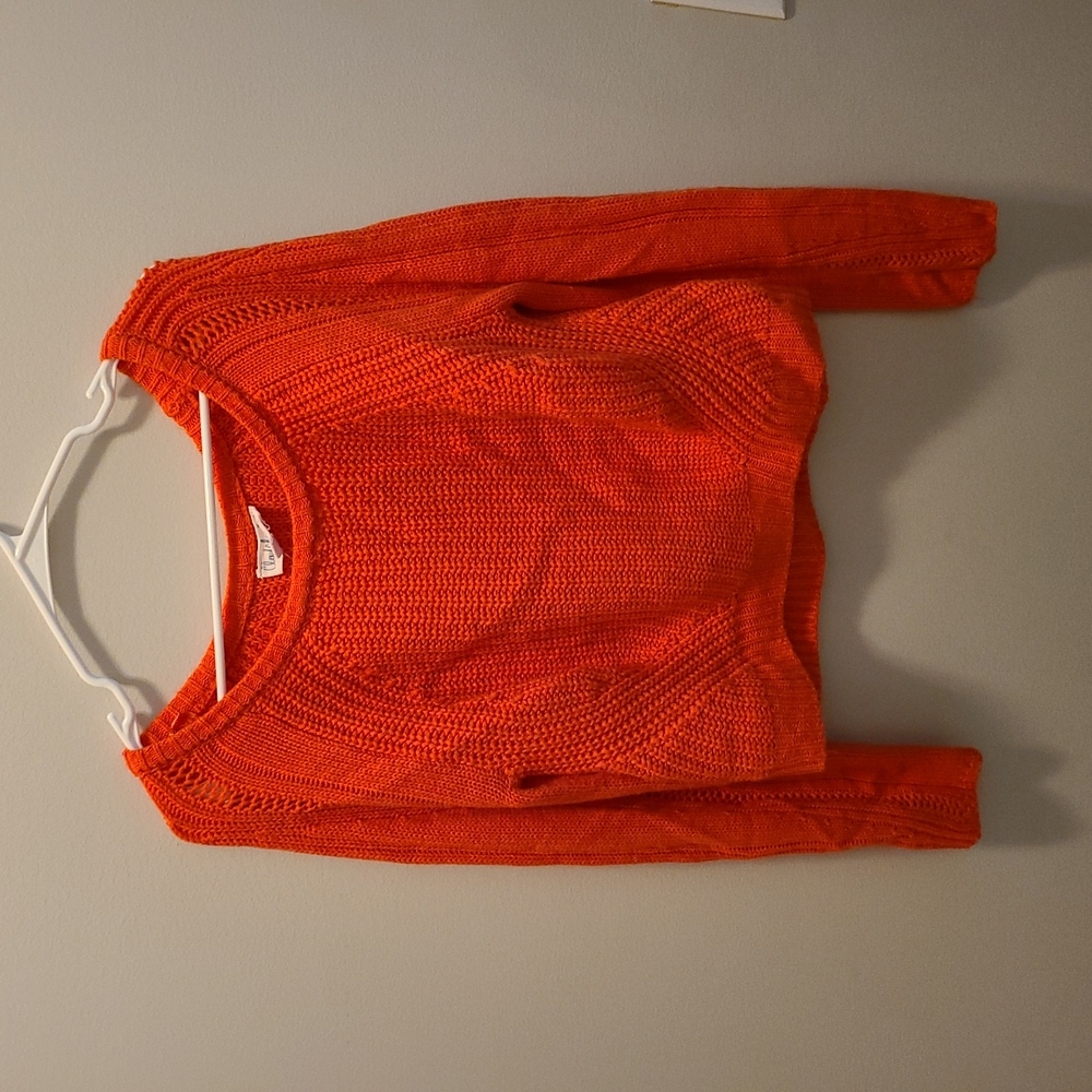 Loose fitted sweater
